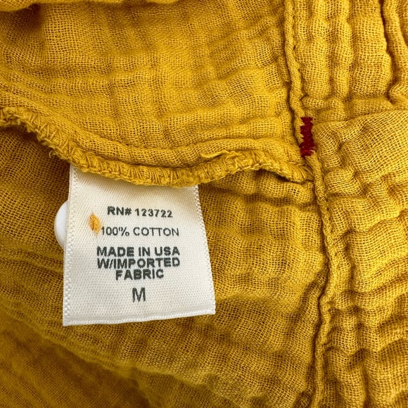 Xirena Georgia button front midi dress. Size Medium. Golden yellow. - Picture 5 of 7